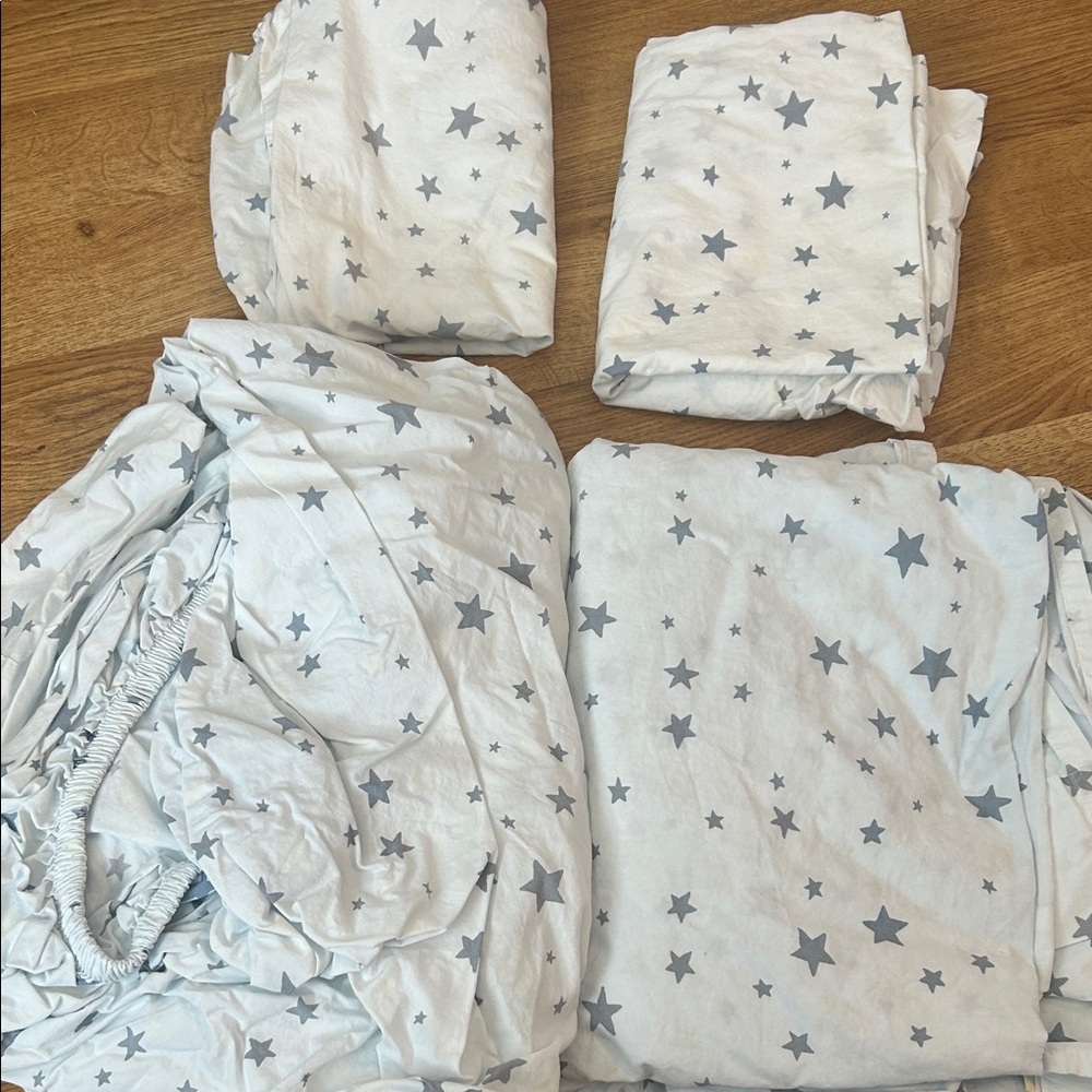 Pottery Barn glow in the dark Starry Night Bedding Set - White and Gray